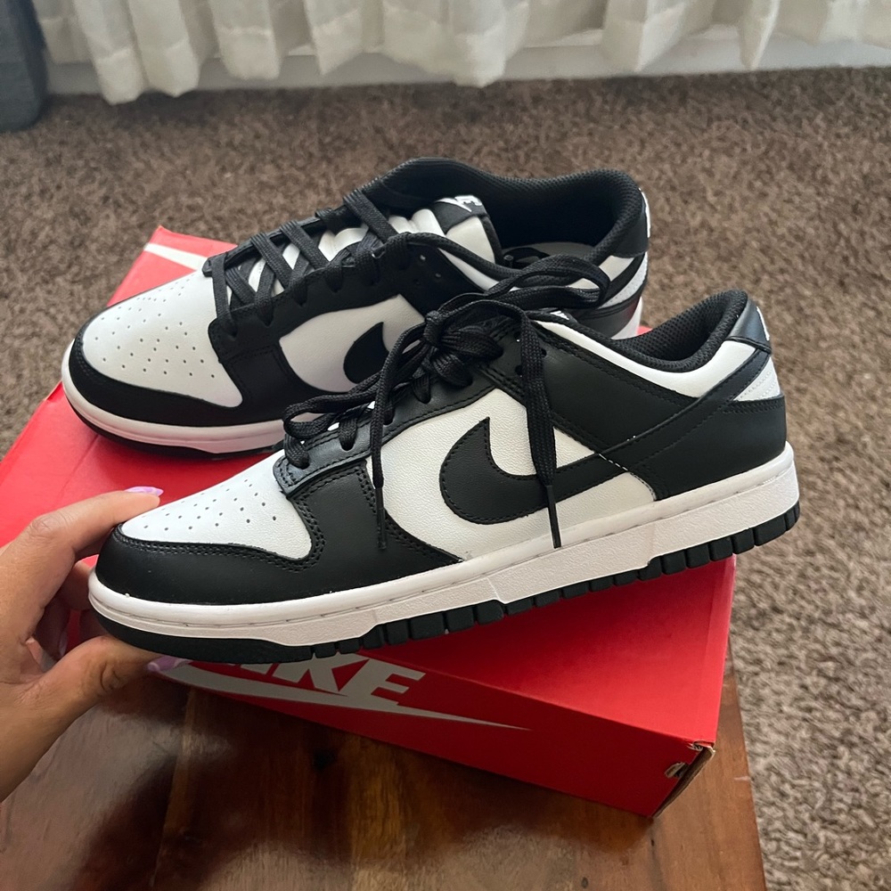 Nike Dunk low “pandas”